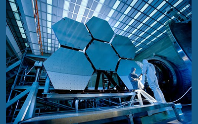 A Guide to Choosing the Right Material Handling Equipment for Your Business